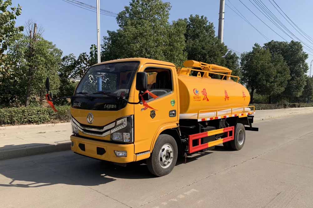 東風多利卡國六5方吸糞車圖片1